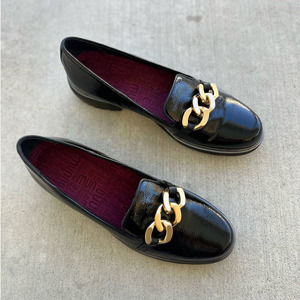 Munro Viv Black Chunky Gold Chain Platform Loafers Size 8.5